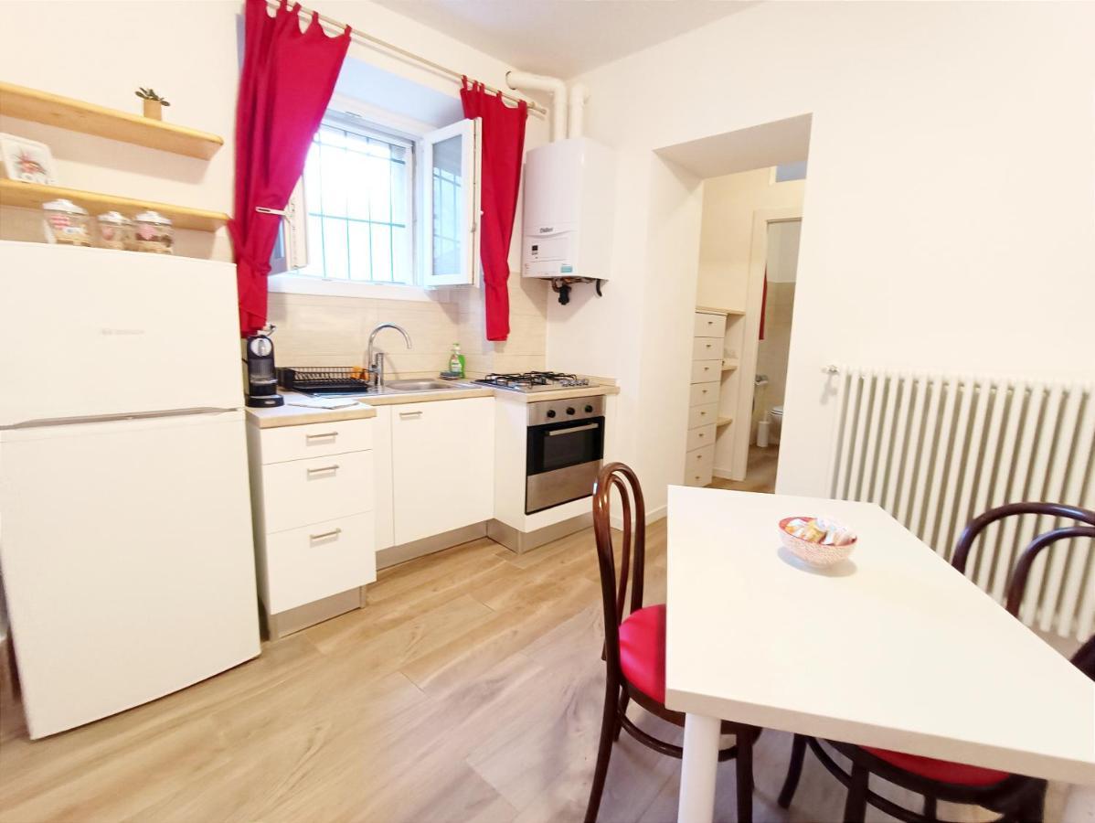 Appartamento La Casa Del Barcaiolo Malgrate Esterno foto