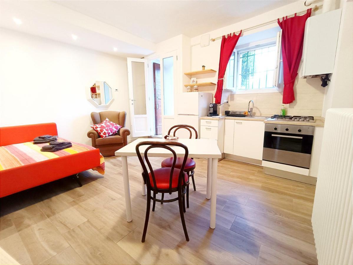 Appartamento La Casa Del Barcaiolo Malgrate Esterno foto